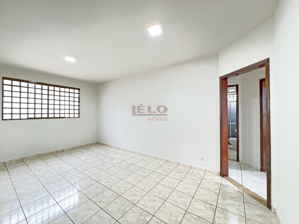 Casa Residencial para venda no Jardim dos Passaros em Maringa com 183m² por R$ 455.000,00