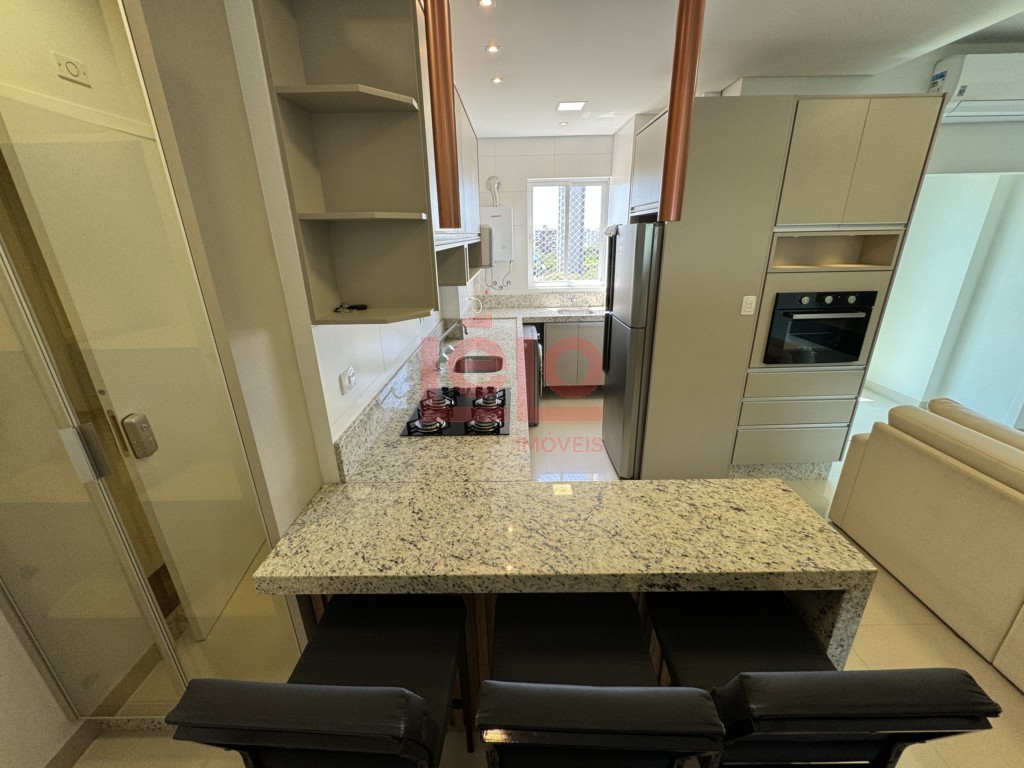 Apartamento para locacao no Zona 07 em Maringa com 107,17m² por R$ 3.100,00