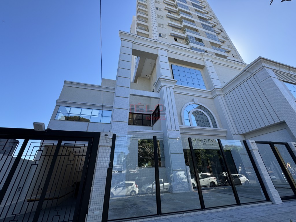 Apartamento para locacao no Zona 01 em Maringa com 205m² por R$ 3.900,00