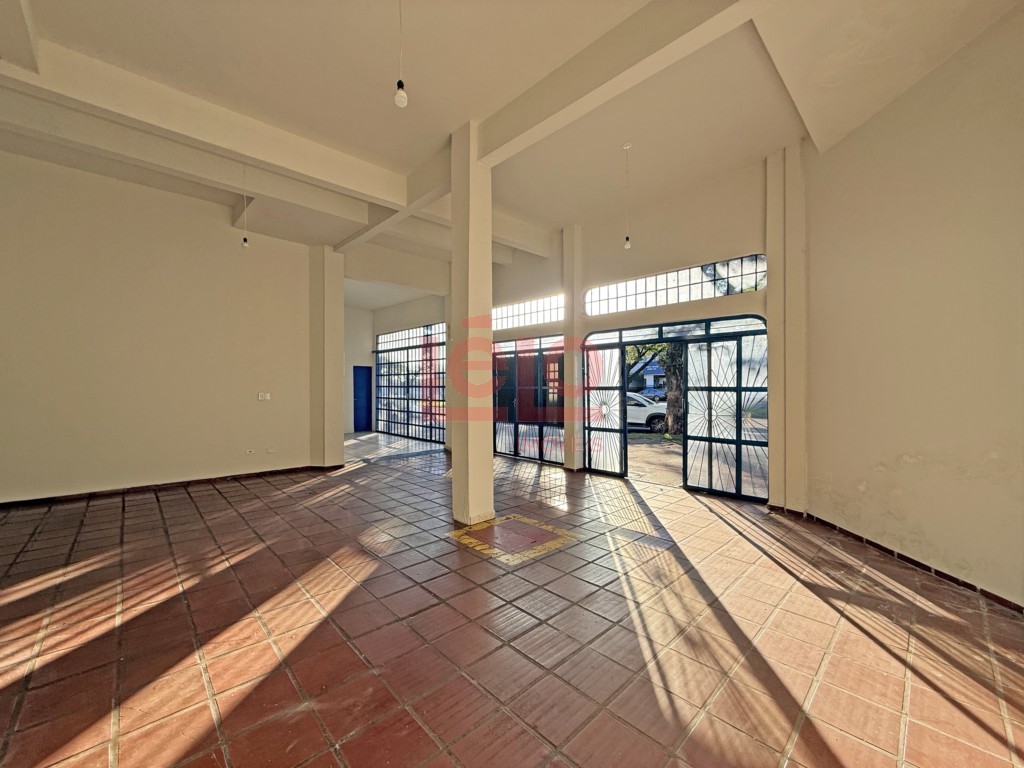 Salão para locacao no Zona 06 em Maringa com 138m² por R$ 2.800,00