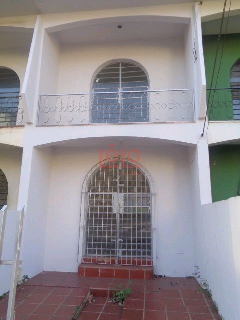 Sobrado para locacao no Zona 07 em Maringa com 70,62m² por R$ 1.500,00