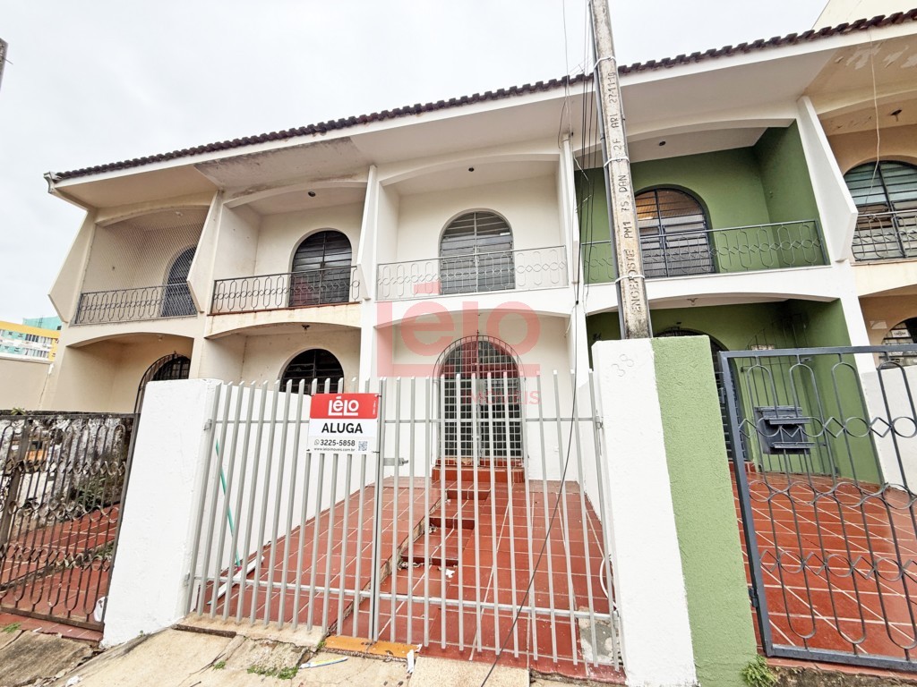 Sobrado para locacao no Zona 07 em Maringa com 70,62m² por R$ 1.500,00