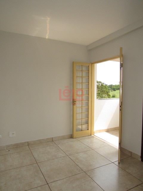 Apartamento para locacao no Jardim Aclimacao em Maringa com 29m² por R$ 900,00