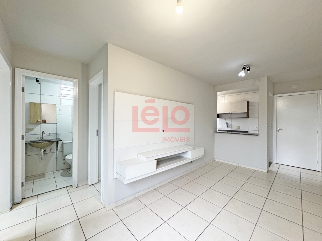 Apartamento para venda no Vila Esperanca em Maringa com 71,74m² por R$ 200.000,00