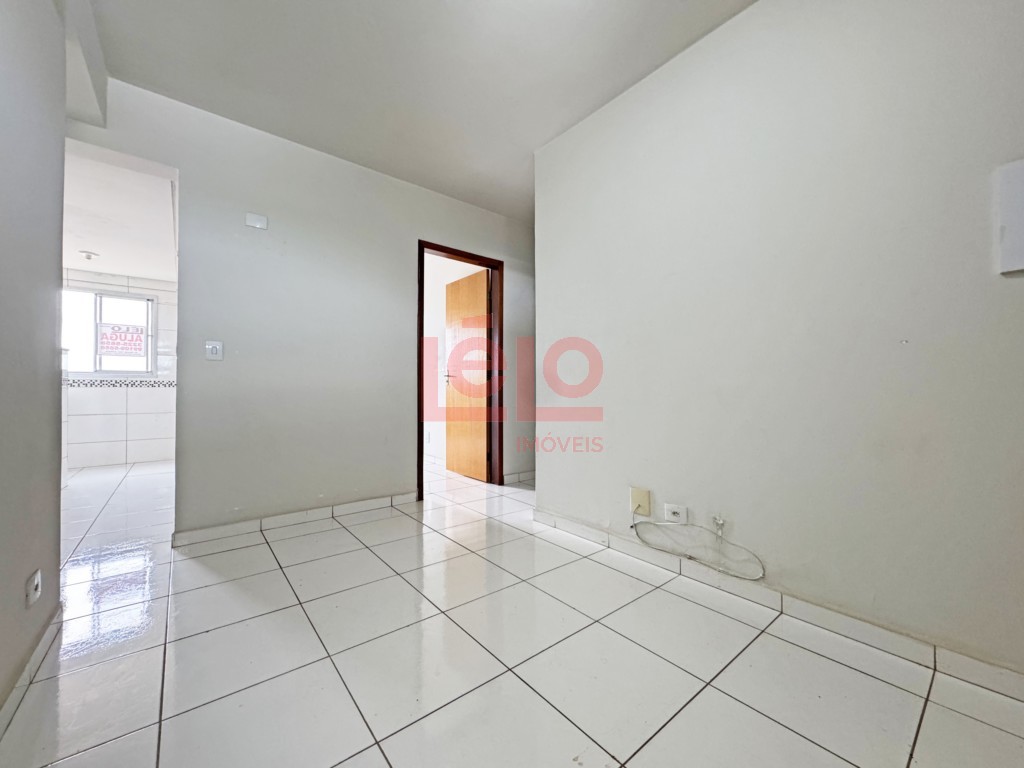 Apartamento para locacao no Zona 04 em Maringa com 78,97m² por R$ 1.300,00
