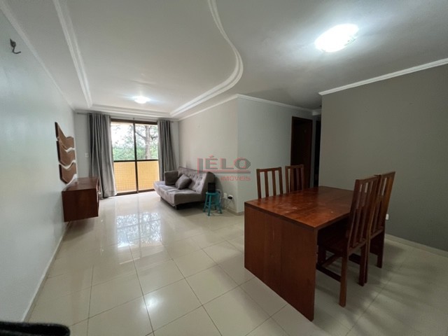 Apartamento para locacao no Zona 07 em Maringa com 135,38m² por R$ 2.300,00