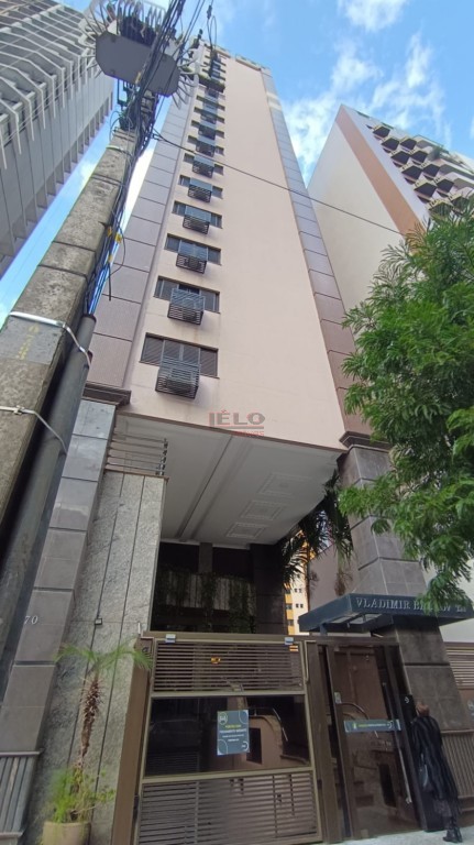 Apartamento para venda no Novo Centro em Maringa com 183m² por R$ 895.000,00