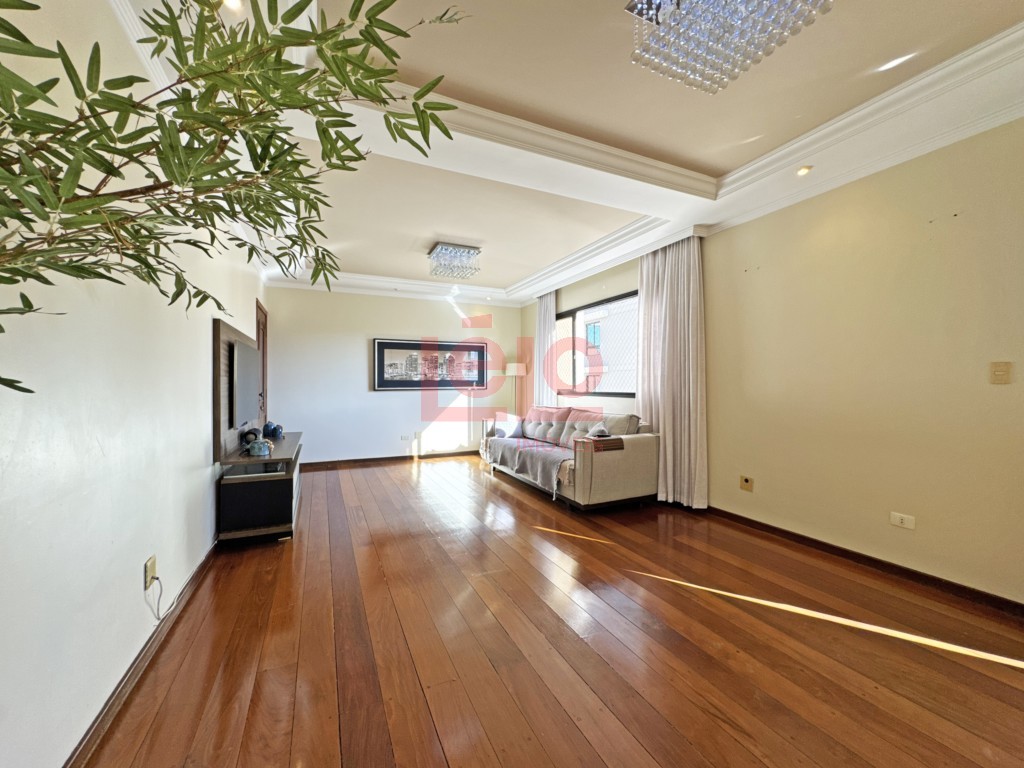 Apartamento para venda no Zona 01 em Maringa com 183m² por R$ 799.000,00