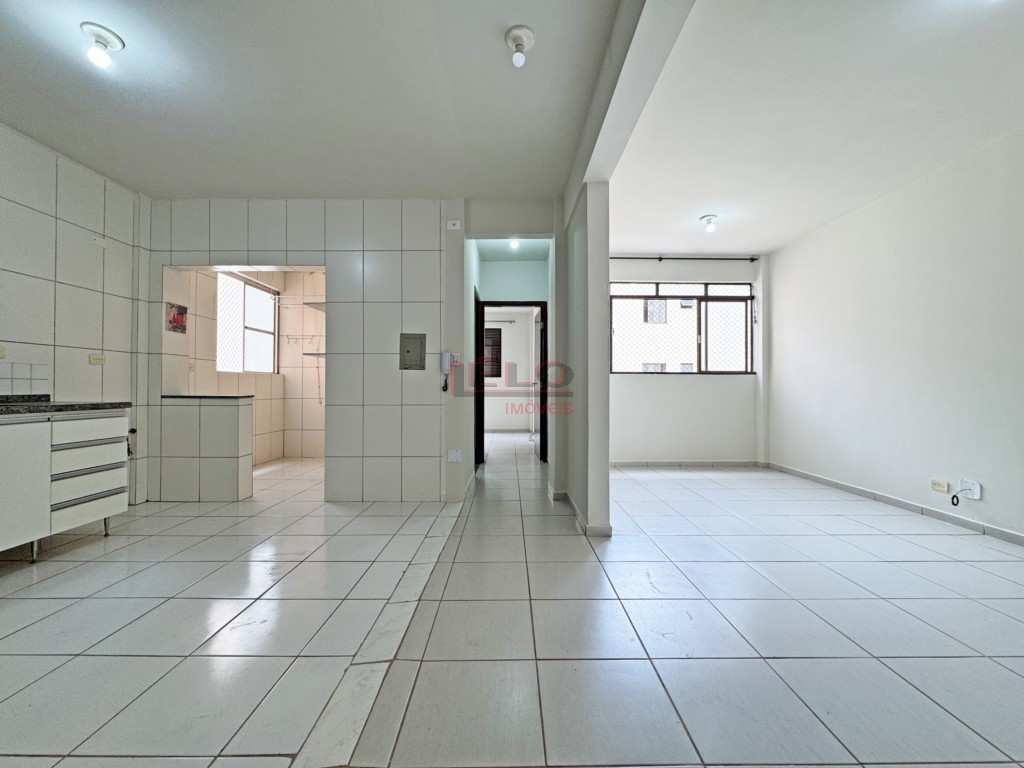 Apartamento para locacao no Zona 07 em Maringa com 86,12m² por R$ 1.400,00