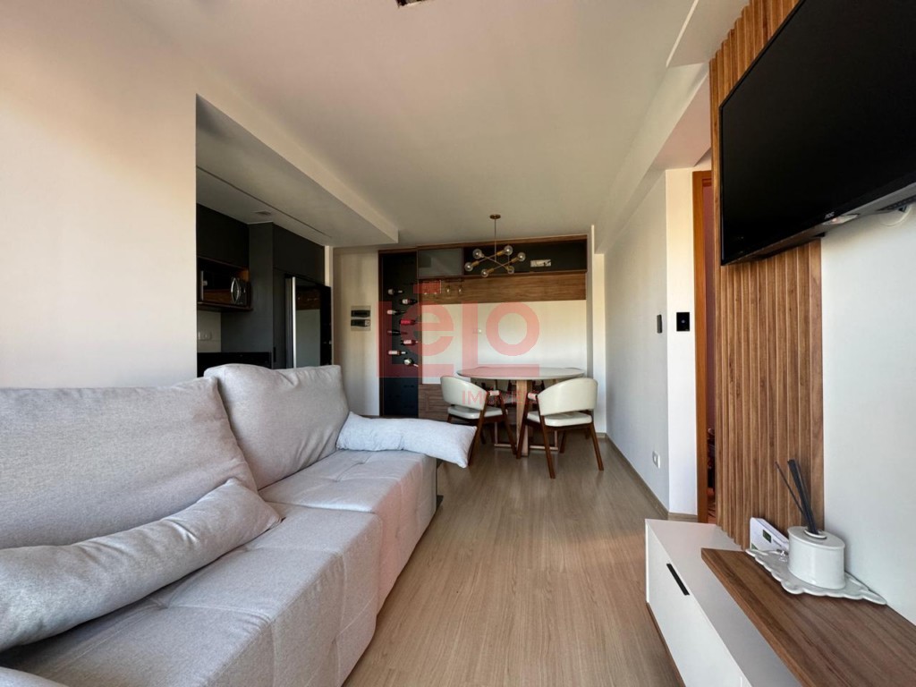 Apartamento para locacao no Zona 07 em Maringa com 94,48m² por R$ 2.600,00