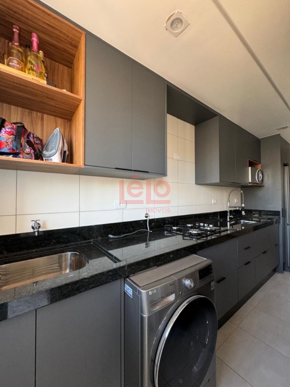 Apartamento para locacao no Zona 07 em Maringa com 94,48m² por R$ 2.600,00