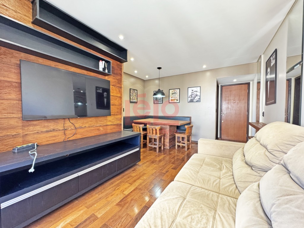 Apartamento para locacao no Zona 07 em Maringa com 124,87m² por R$ 2.900,00