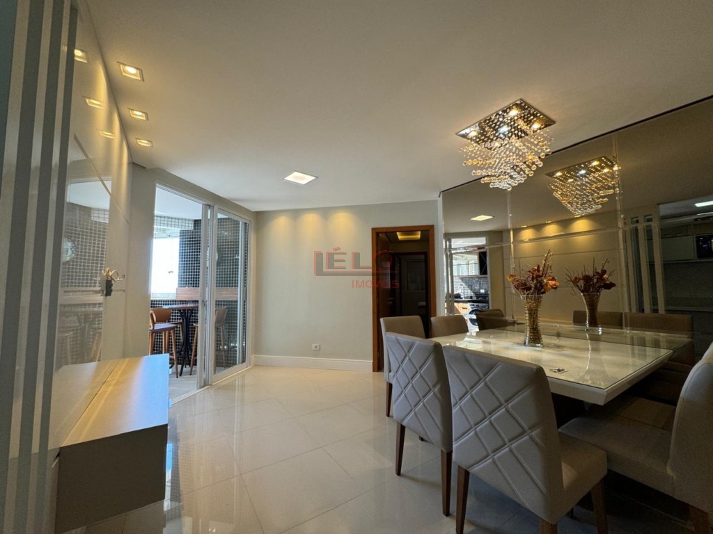 Apartamento para locacao no Novo Centro em Maringa com 147,81m² por R$ 4.000,00