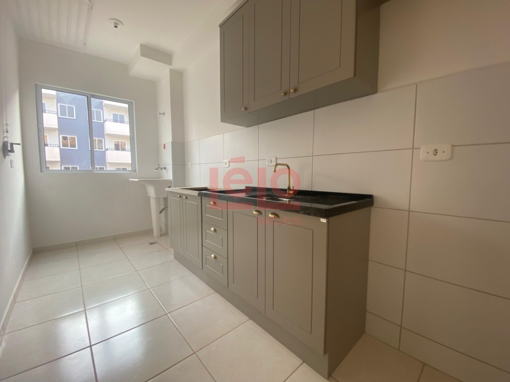 Apartamento para locacao no Chacaras Aeroporto em Maringa com 61,61m² por R$ 1.100,00