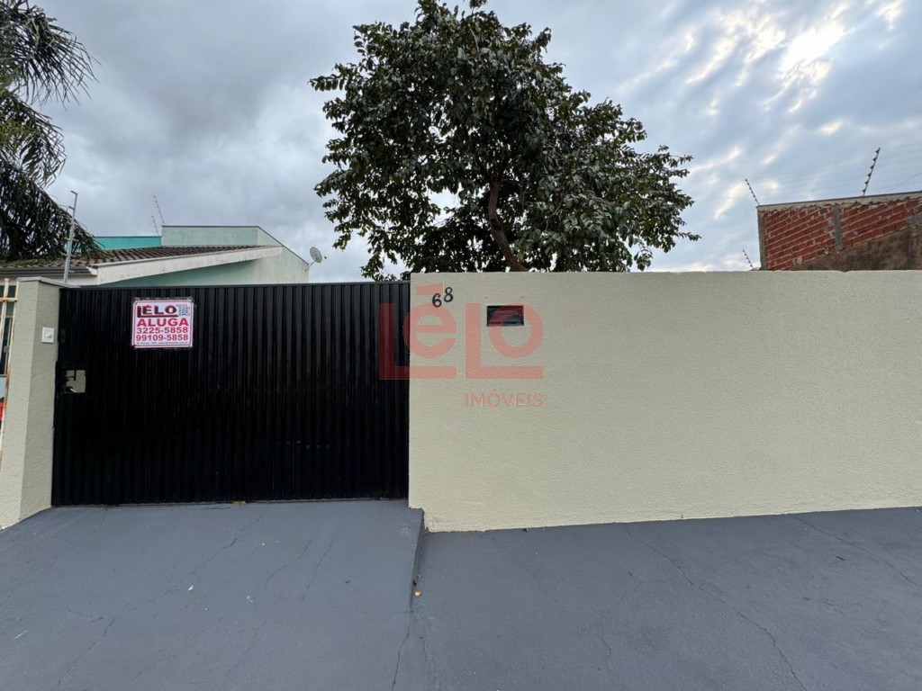 Casa Residencial para locacao no Jardim Paris III em Maringa com 69,88m² por R$ 1.600,00