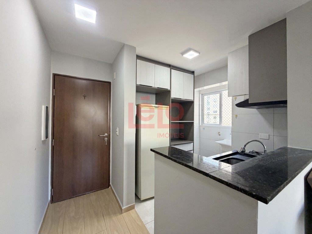 Apartamento para locacao no Zona 08 em Maringa com 69,57m² por R$ 2.600,00