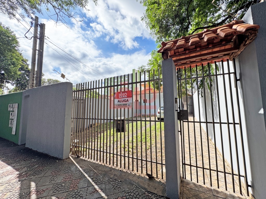 Apartamento para locacao no Zona 07 em Maringa com 30m² por R$ 750,00