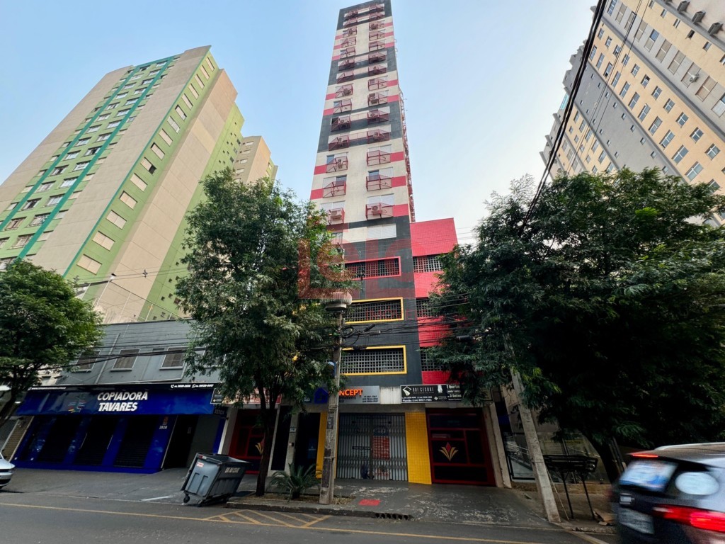 Apartamento para locacao no Zona 01 em Maringa com 68,54m² por R$ 2.100,00