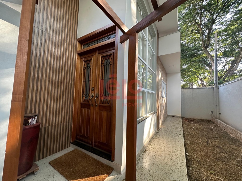 Casa Residencial para locacao no Zona 07 em Maringa com 118m² por R$ 2.700,00