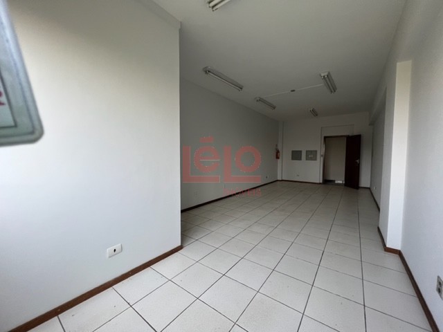 Sala Comercial para locacao no Zona 01 em Maringa com 32,79m² por R$ 1.200,00
