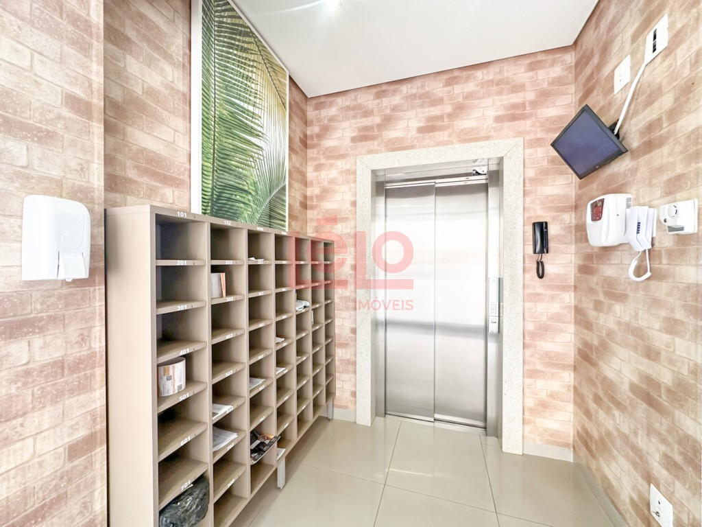 Apartamento para locacao no Zona 07 em Maringa com 63,53m² por R$ 1.600,00