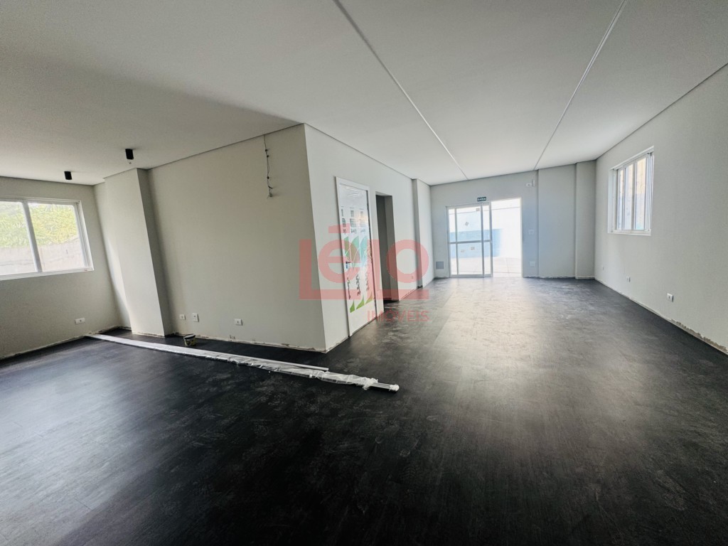 Apartamento para venda no Zona 07 em Maringa com 200m² por R$ 950.000,00