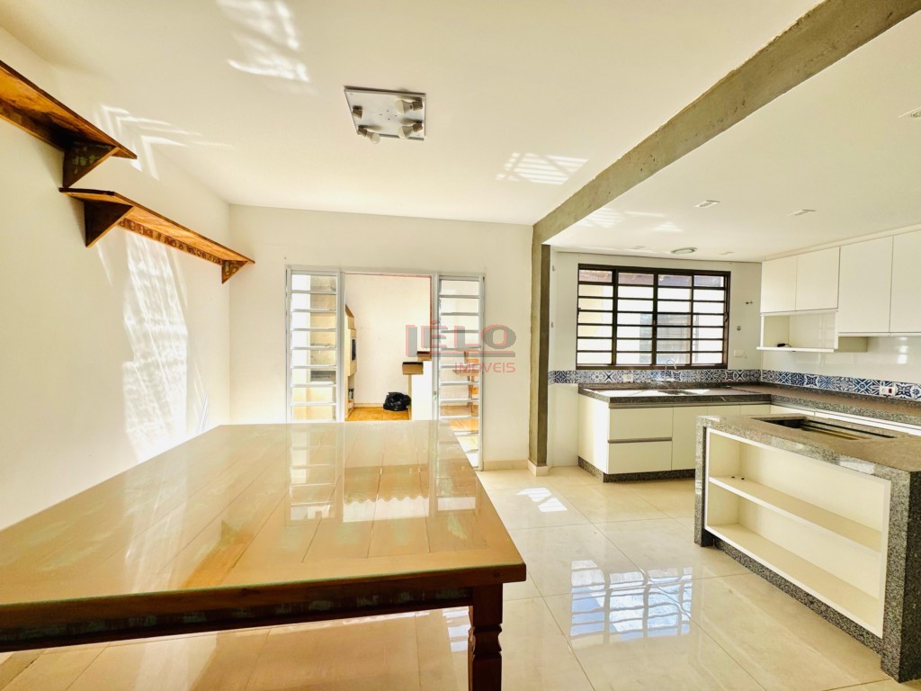 Sobrado para venda no Jardim Guapore em Maringa com 138m² por R$ 630.000,00