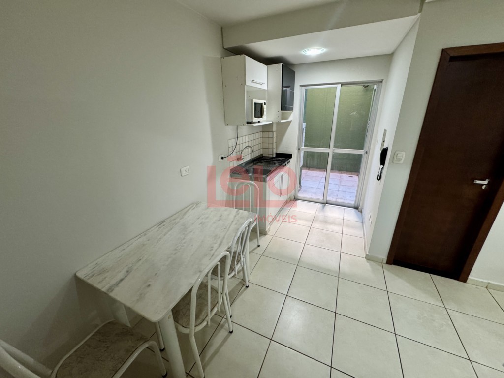 Apartamento para locacao no Zona 07 em Maringa com 75,36m² por R$ 1.500,00