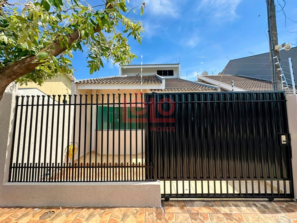 Sobrado para venda no Jardim Brasil em Maringa com 167,67m² por R$ 680.000,00