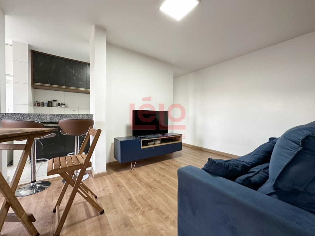 Apartamento para locacao no Zona 07 em Maringa com 104,14m² por R$ 2.000,00