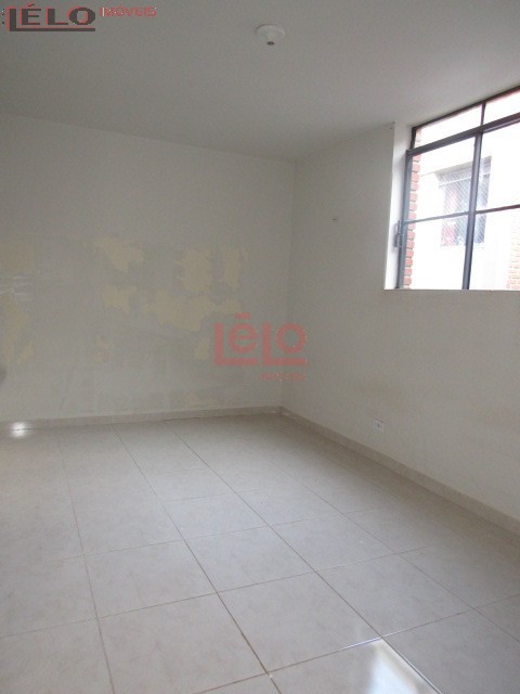 Apartamento para locacao no Zona 07 em Maringa com 89,64m² por R$ 1.600,00