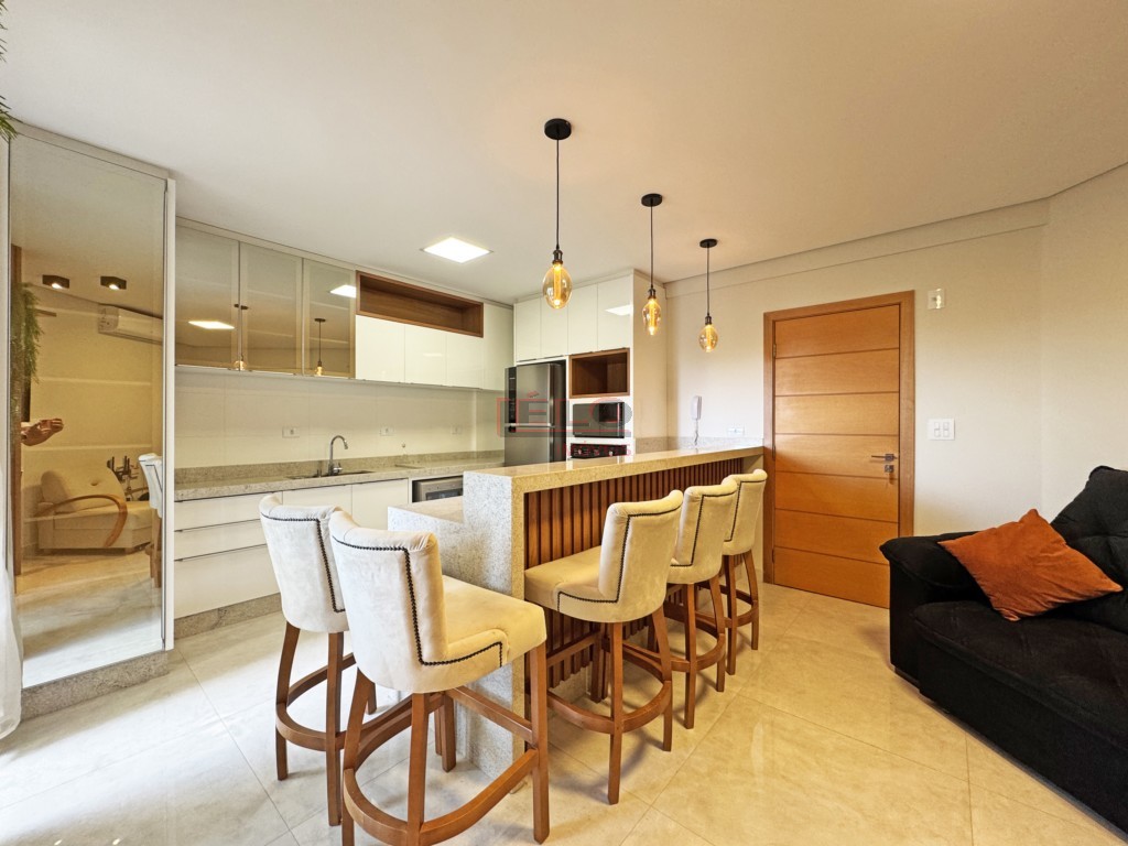 Apartamento para locacao no Novo Centro em Maringa com 106m² por R$ 3.900,00