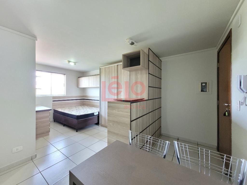 Apartamento para locacao no Zona 07 em Maringa com 45,77m² por R$ 1.350,00