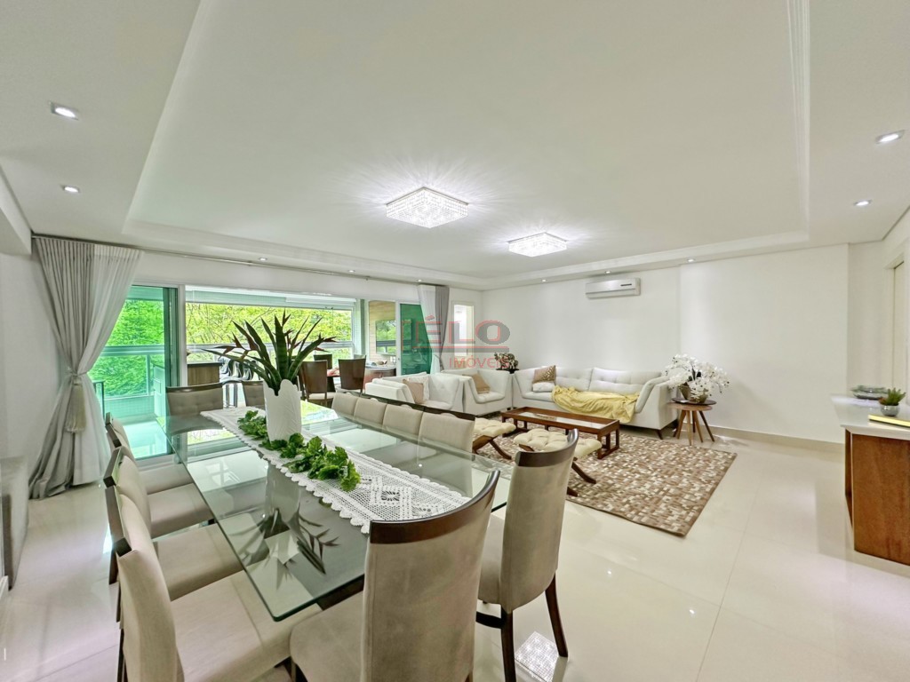 Apartamento para locacao no Zona 01 em Maringa com 377m² por R$ 12.000,00