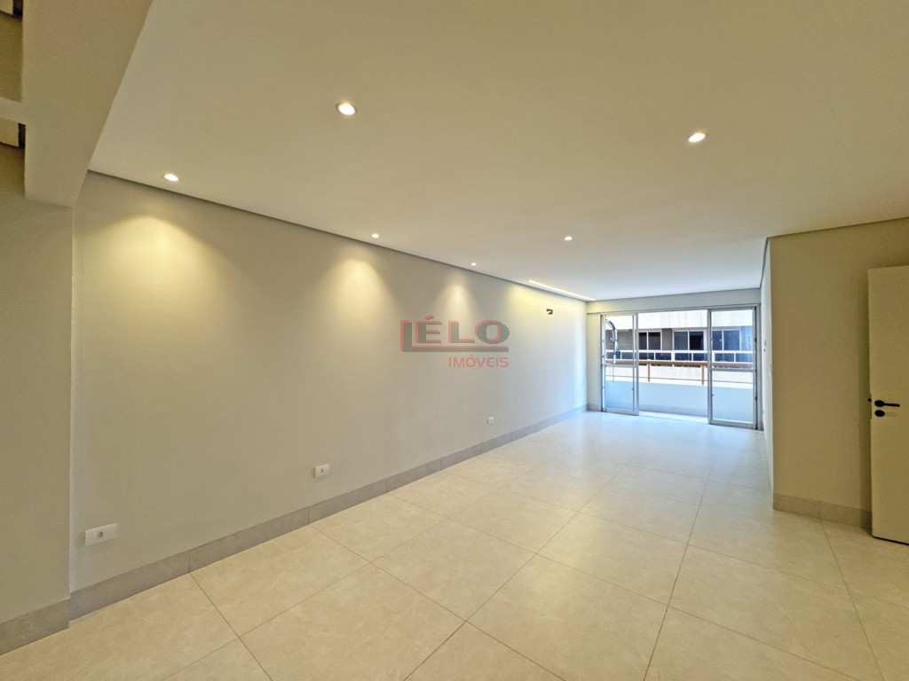 Apartamento para venda no Zona 01 em Maringa com 174m² por R$ 629.000,00