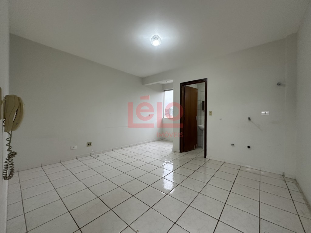 Apartamento para locacao no Jardim Aclimacao em Maringa com 29m² por R$ 780,00