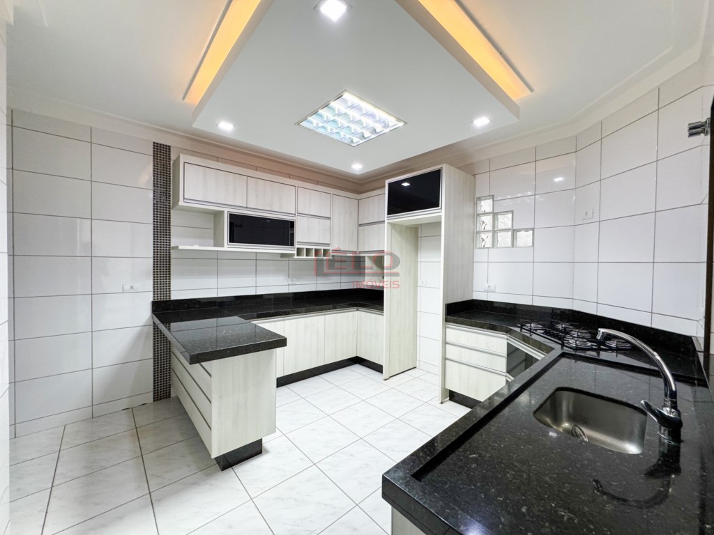 Sobrado para locacao no Jardim Monte Rei em Maringa com 136,95m² por R$ 3.850,00