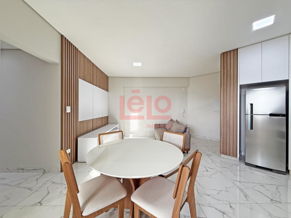 Apartamento para locacao no Novo Centro em Maringa com 100,37m² por R$ 4.000,00