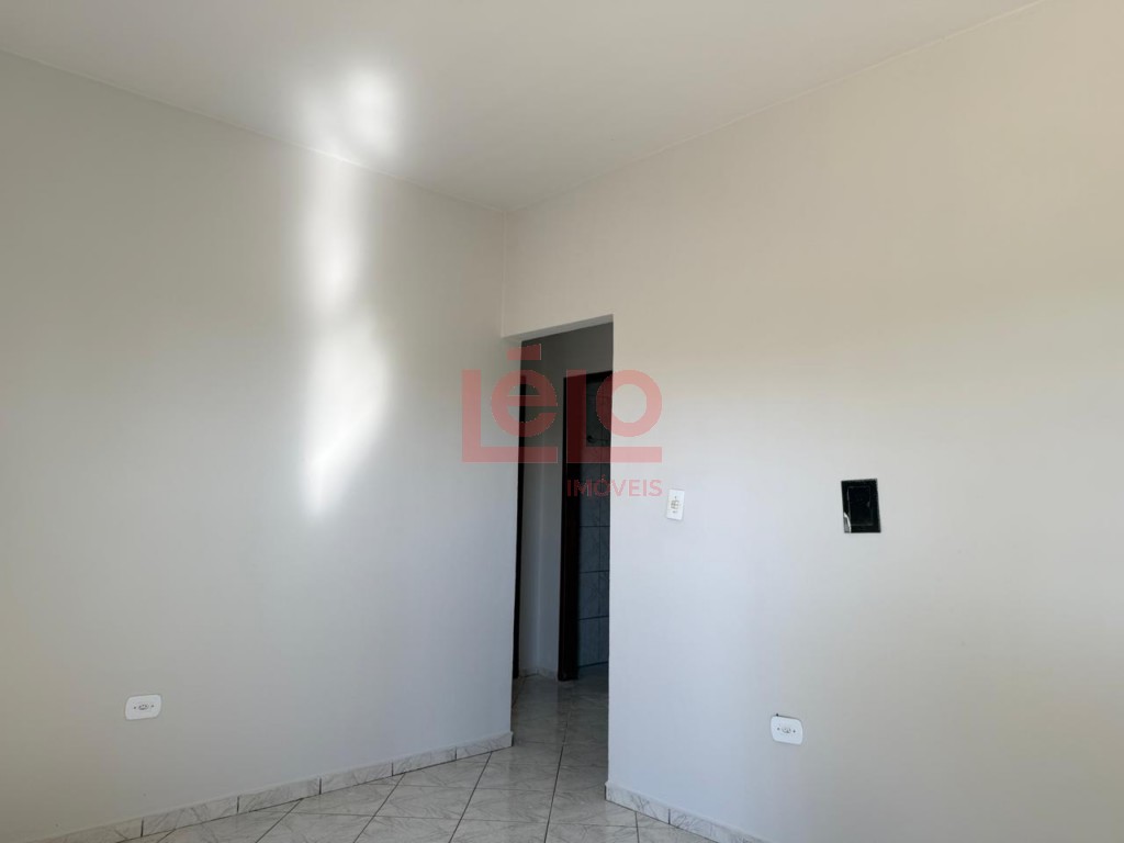Casa Residencial para locacao no Jardim Reboucas em Maringa com 56,52m² por R$ 1.250,00