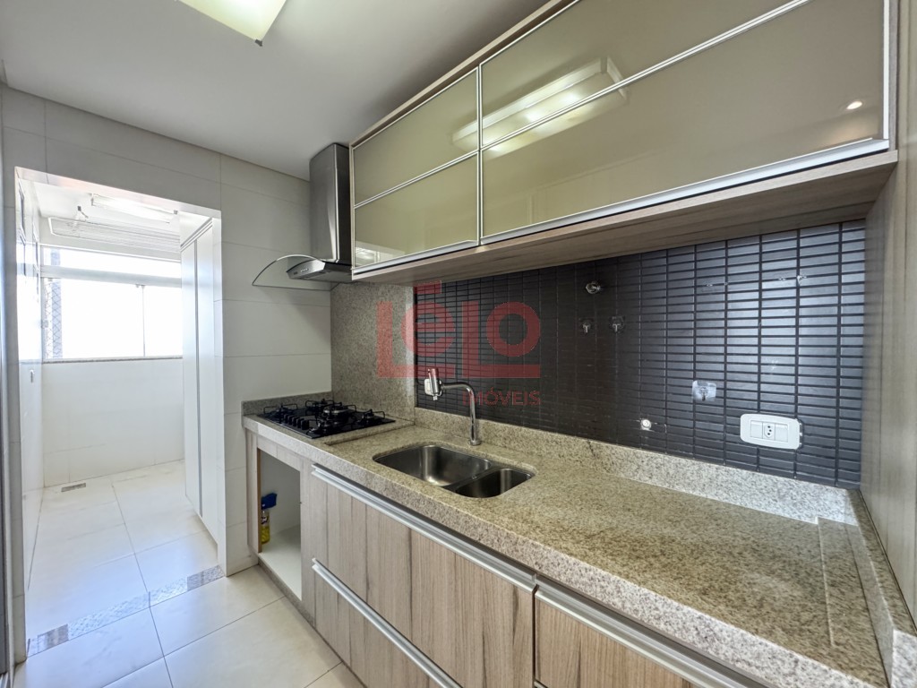 Apartamento para locacao no Vila Marumby em Maringa com 157,25m² por R$ 4.100,00