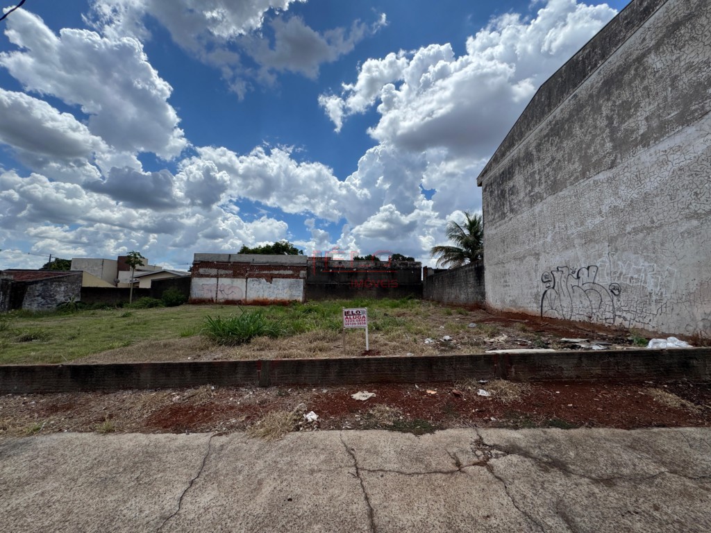 Terreno para locacao no Parque Palmeiras em Maringa com 300m² por R$ 1.000,00