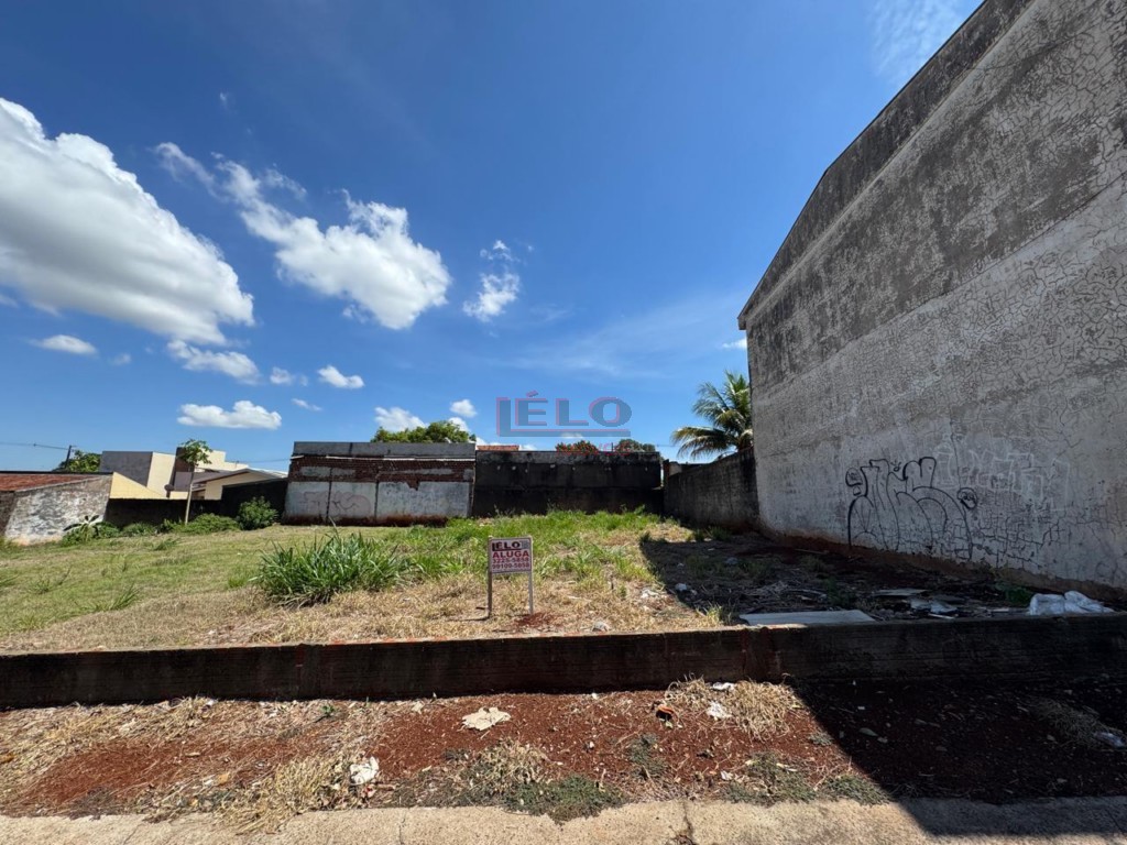 Terreno para locacao no Parque Palmeiras em Maringa com 300m² por R$ 1.000,00
