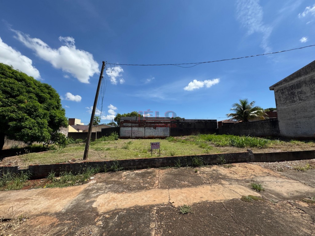 Terreno para locacao no Parque Palmeiras em Maringa com 300m² por R$ 1.000,00