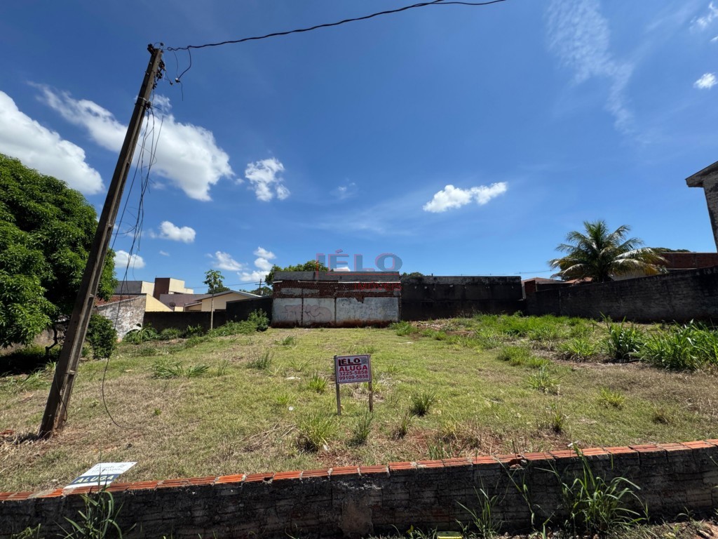 Terreno para locacao no Parque Palmeiras em Maringa com 300m² por R$ 1.000,00