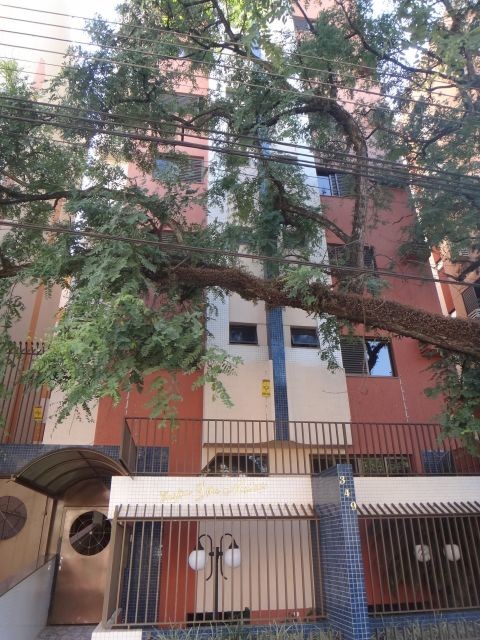 Apartamento para locacao no Zona 07 em Maringa com 118,99m² por R$ 1.600,00