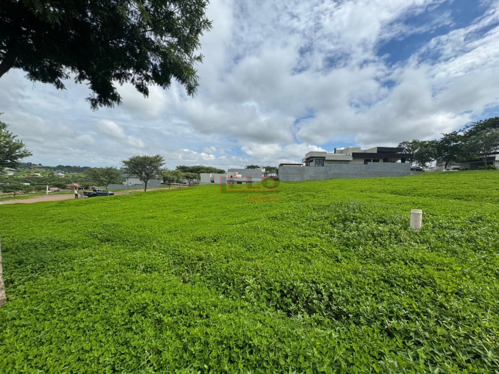 Terreno para venda no Jardins de Monet Residence em Maringa com 979m² por R$ 1.060.000,00