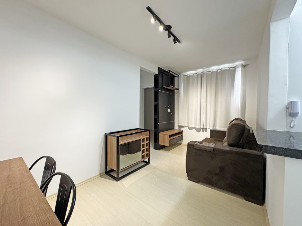 Apartamento para locacao no Jardim Alvorada em Maringa com 55,45m² por R$ 1.900,00