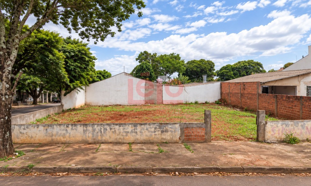 Terreno para venda no Jardim Sao Silvestre em Maringa com 319,73m² por R$ 280.000,00