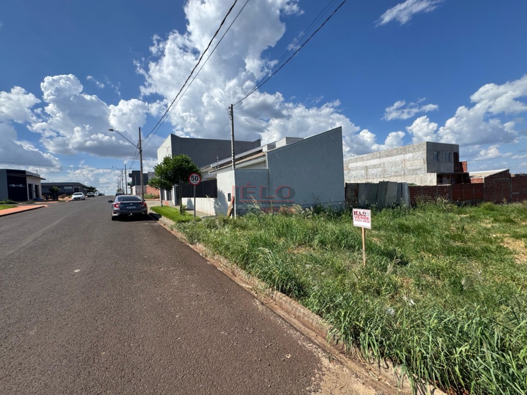 Terreno para venda no Jardim Aurora III em Sarandi com 267,29m² por R$ 195.000,00