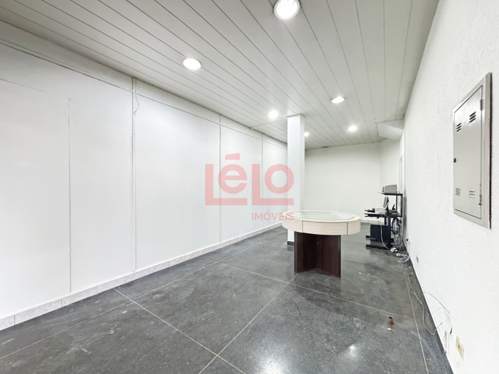 Sala Comercial para locacao no Parque Avenida em Maringa com 32,3m² por R$ 1.200,00